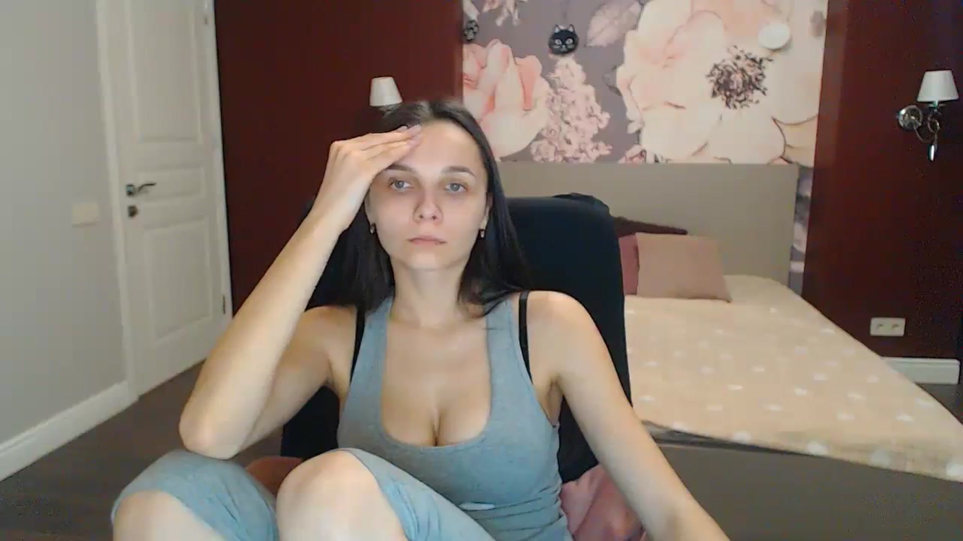 Gallery image thumbnail from Karina_Mils's myfreecams stream on, 12/04/2023, 07:58 image 20 of 20