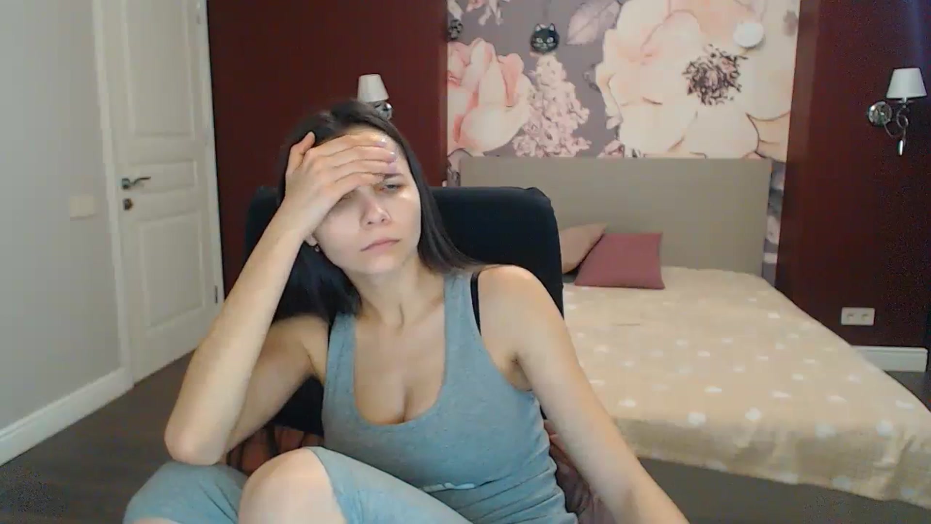 Gallery image thumbnail from Karina_Mils's myfreecams stream on, 12/04/2023, 10:09 image 2 of 20