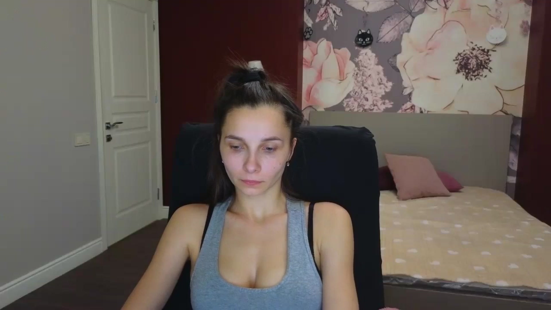 Gallery image thumbnail from Karina_Mils's myfreecams stream on, 12/07/2023, 12:04 image 20 of 20
