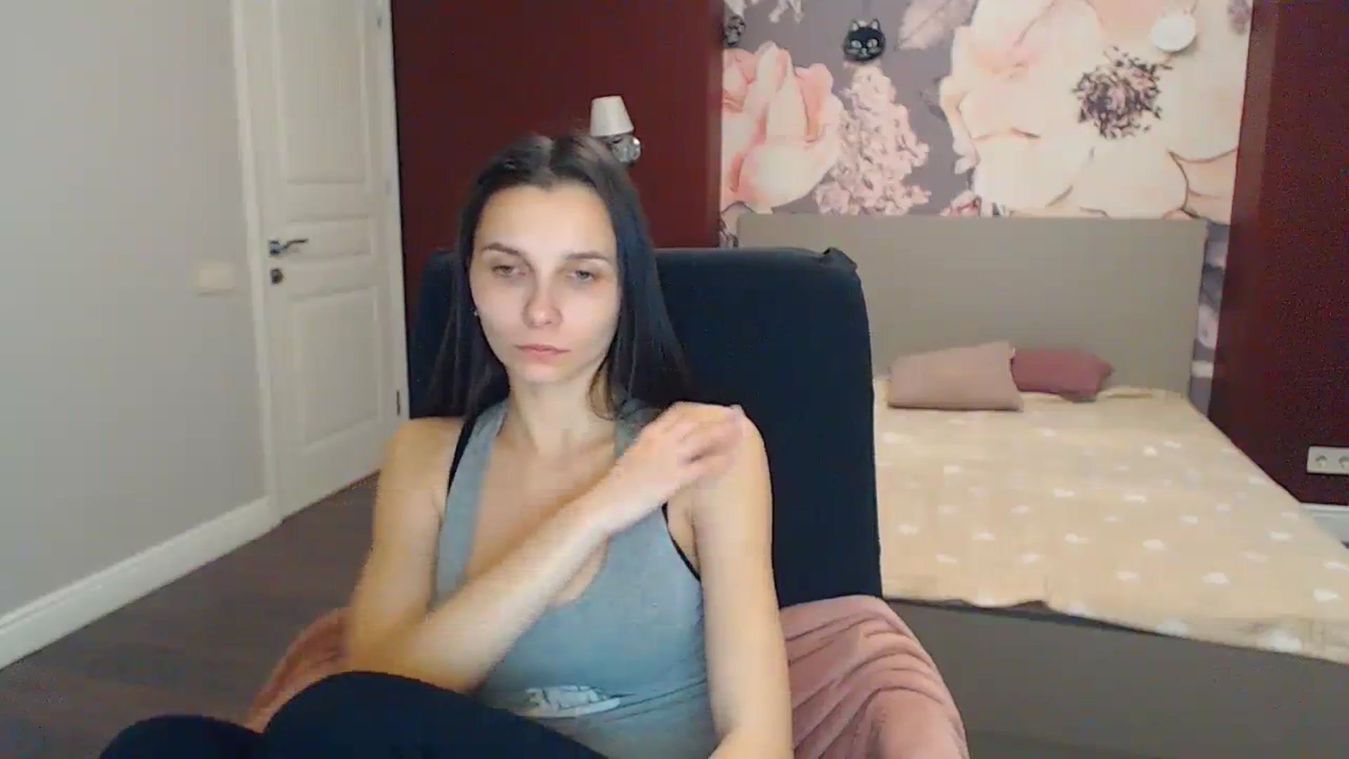 Gallery image thumbnail from Karina_Mils's myfreecams stream on, 12/26/2023, 09:59 image 3 of 20