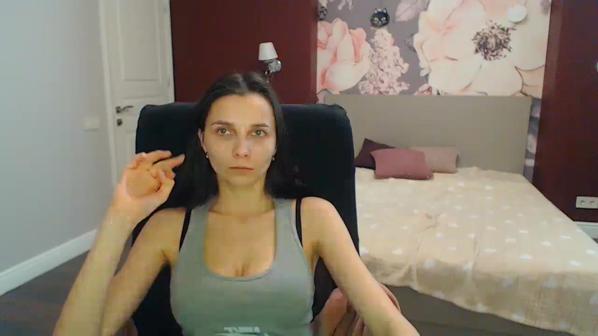 Gallery image thumbnail from Karina_Mils's myfreecams stream on, 12/28/2023, 11:15 image 2 of 20
