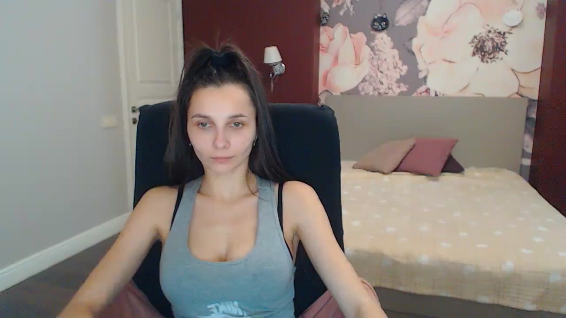 Gallery image thumbnail from Karina_Mils's myfreecams stream on, 12/31/2023, 10:07 image 20 of 20