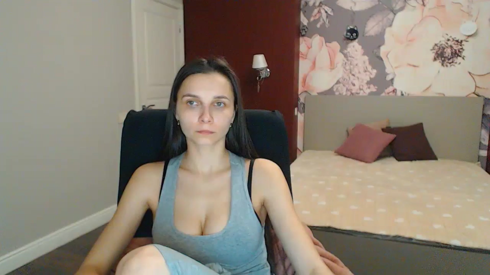Gallery image thumbnail from Karina_Mils's myfreecams stream on, 01/27/2024, 15:24 image 3 of 20