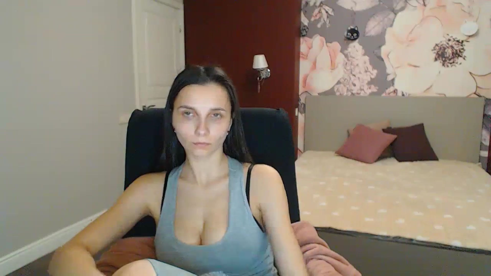 Gallery image thumbnail from Karina_Mils's myfreecams stream on, 01/27/2024, 15:24 image 12 of 20