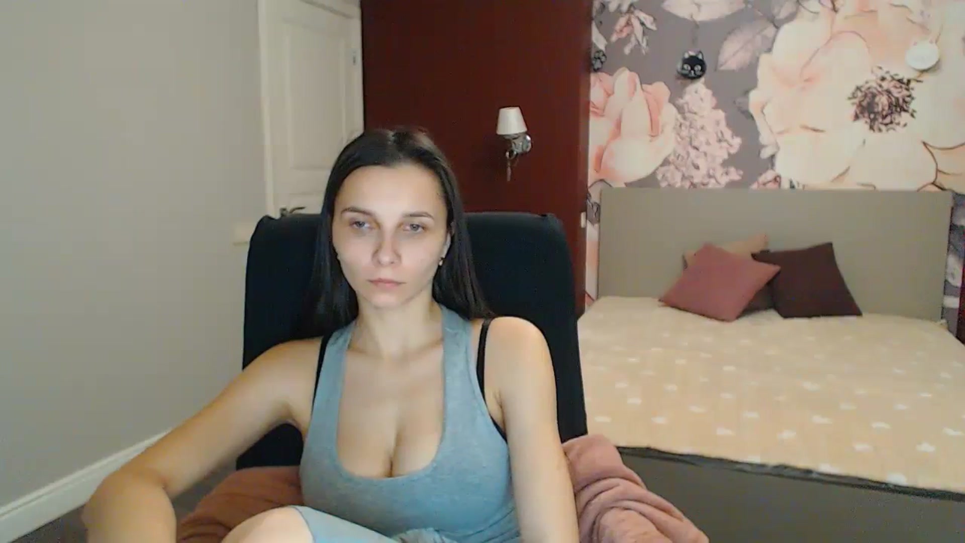 Gallery image thumbnail from Karina_Mils's myfreecams stream on, 01/27/2024, 15:24 image 8 of 20