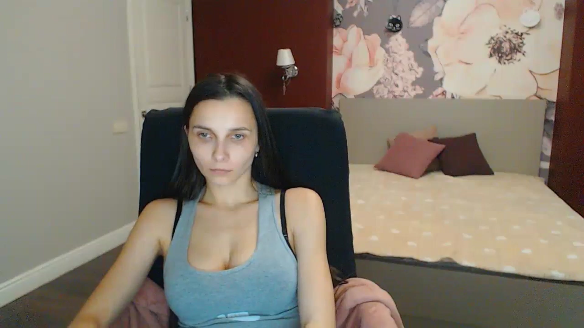 Gallery image thumbnail from Karina_Mils's myfreecams stream on, 01/27/2024, 19:49 image 19 of 20