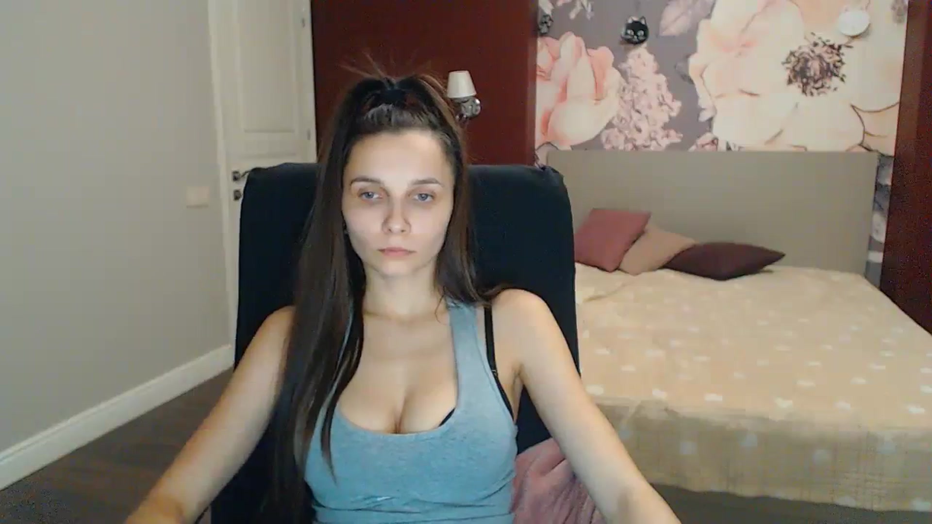 Gallery image thumbnail from Karina_Mils's myfreecams stream on, 01/28/2024, 17:28 image 20 of 20