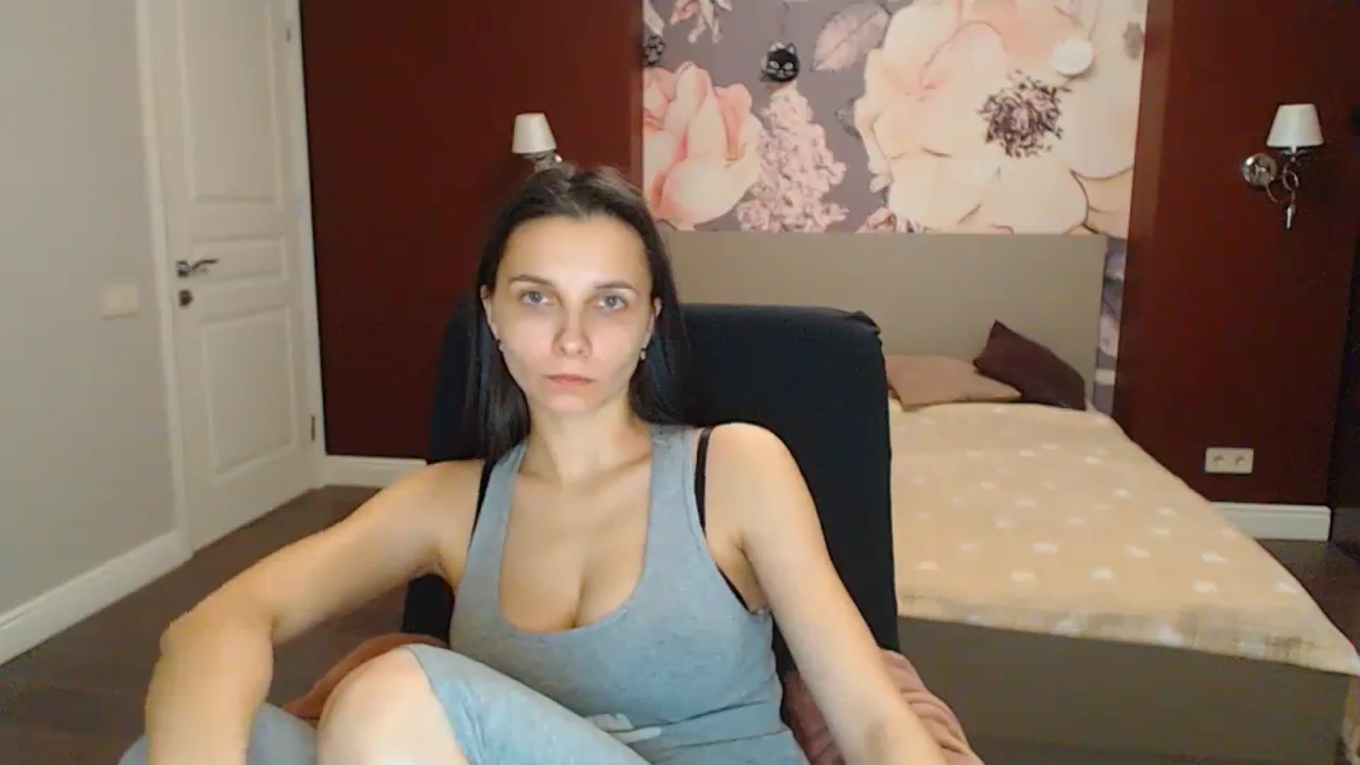 Gallery image thumbnail from Karina_Mils's myfreecams stream on, 02/16/2024, 17:21 image 18 of 20