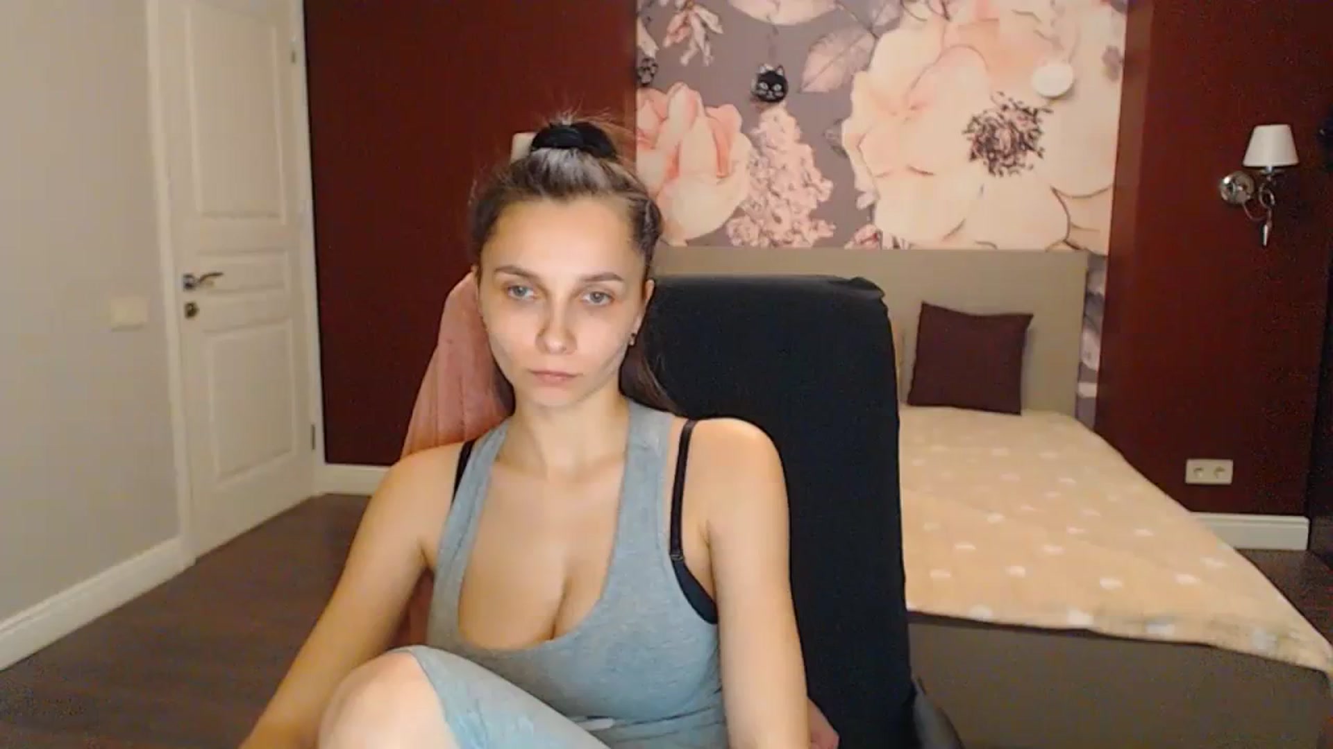 Gallery image thumbnail from Karina_Mils's myfreecams stream on, 02/24/2024, 21:14 image 20 of 20