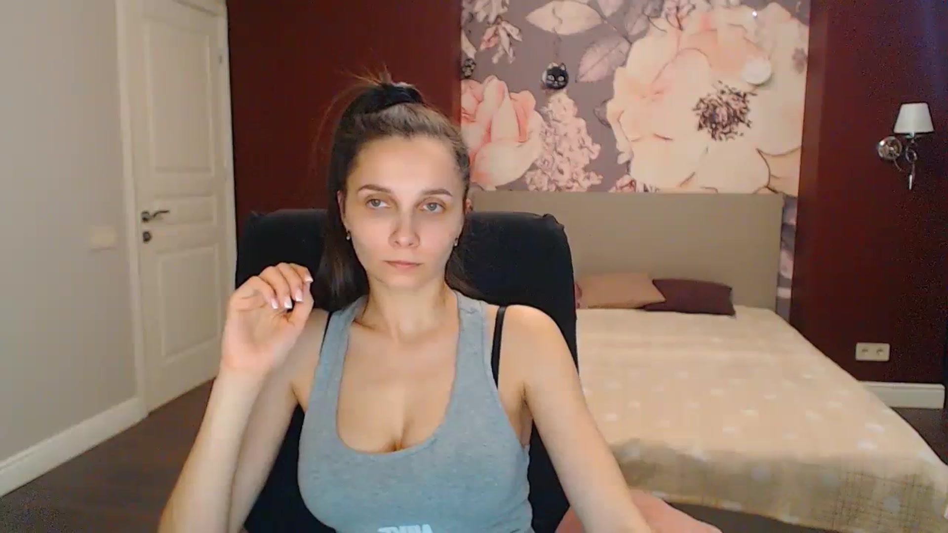 Gallery image thumbnail from Karina_Mils's myfreecams stream on, 02/29/2024, 09:49 image 19 of 20
