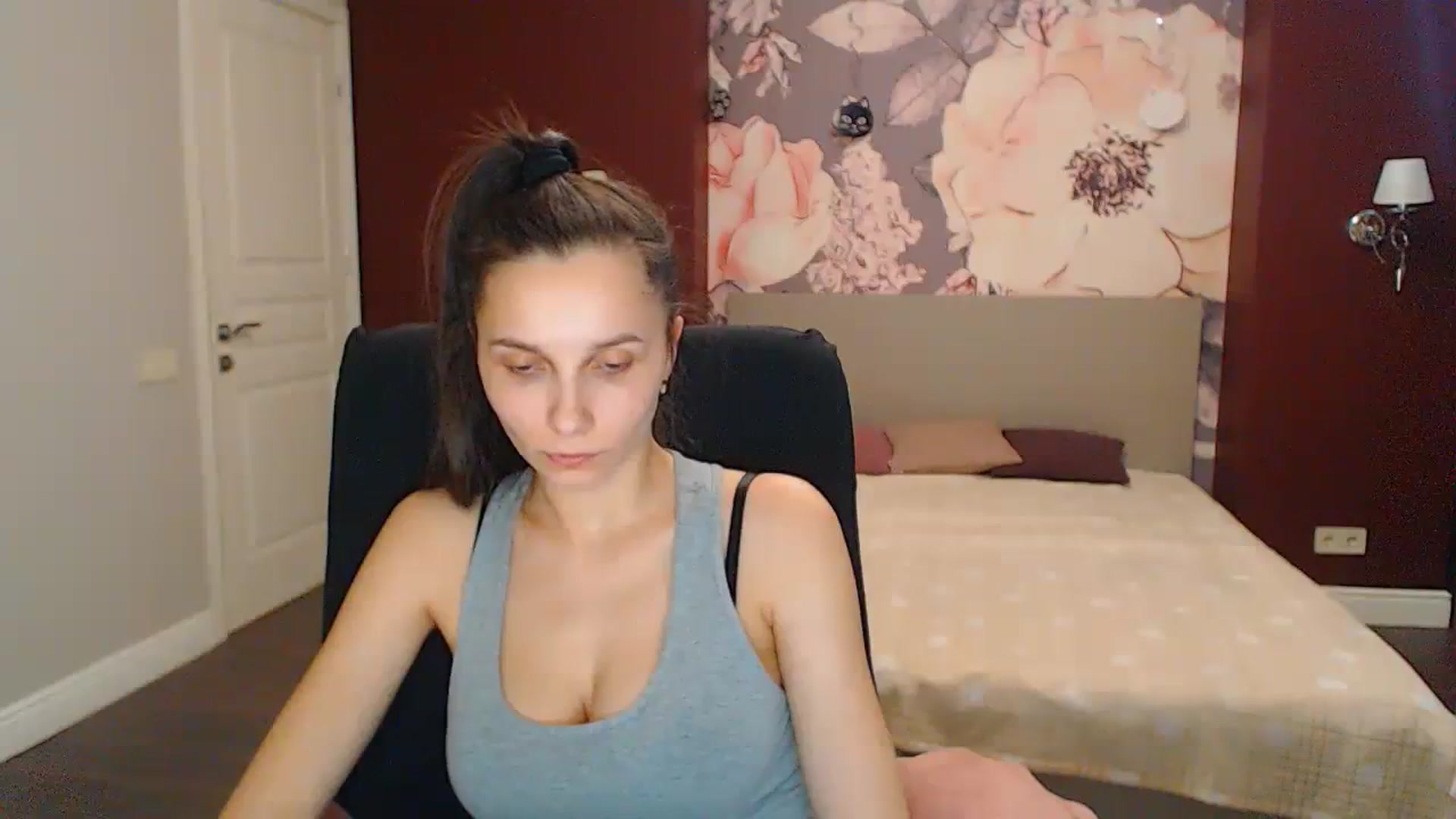 Gallery image thumbnail from Karina_Mils's myfreecams stream on, 02/29/2024, 09:49 image 20 of 20