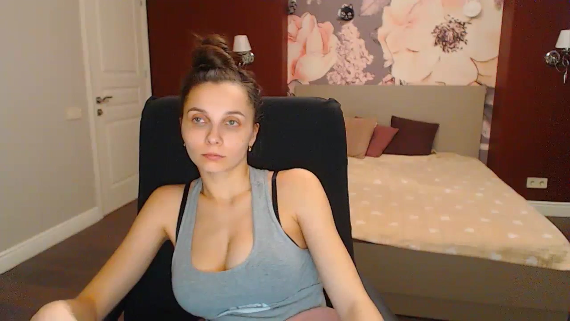 Gallery image thumbnail from Karina_Mils's myfreecams stream on, 03/11/2024, 10:51 image 20 of 20