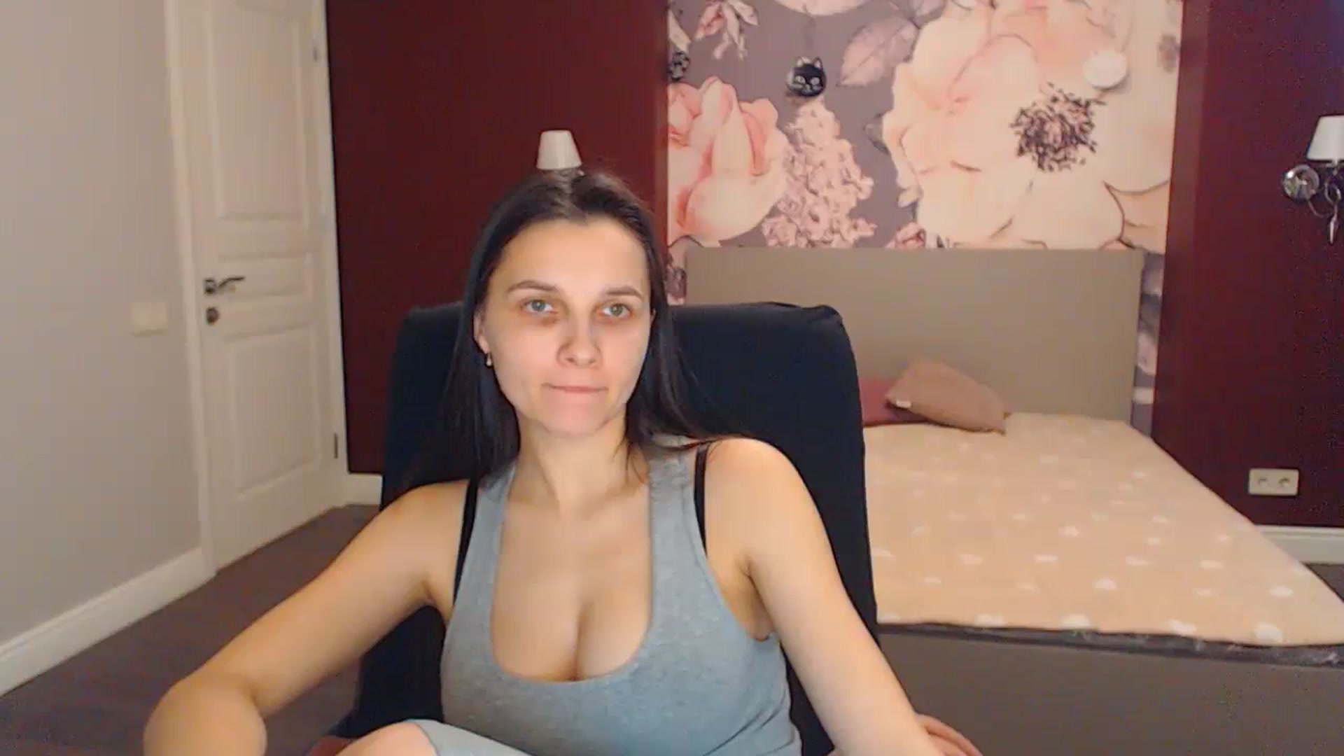 Gallery image thumbnail from Karina_Mils's myfreecams stream on, 03/14/2024, 11:38 image 20 of 20