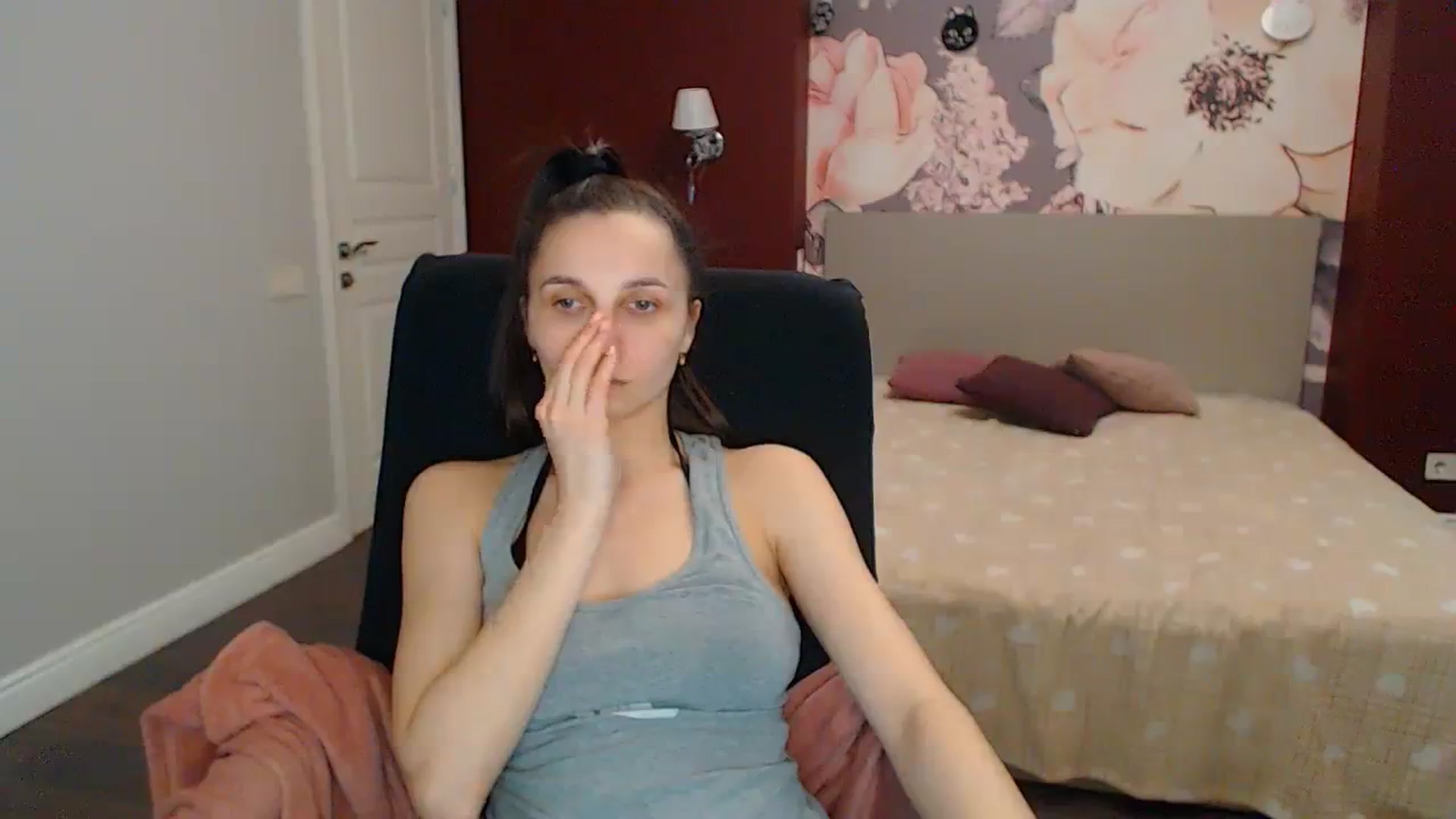 Gallery image thumbnail from Karina_Mils's myfreecams stream on, 04/15/2024, 09:16 image 20 of 20