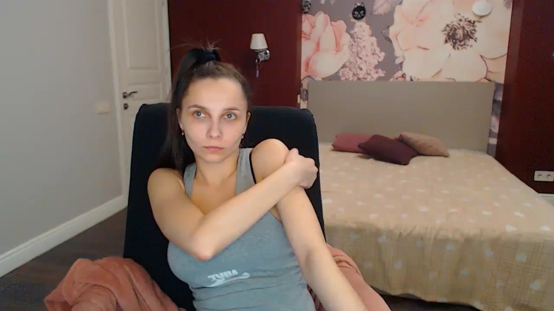 Gallery image thumbnail from Karina_Mils's myfreecams stream on, 04/15/2024, 09:16 image 5 of 20