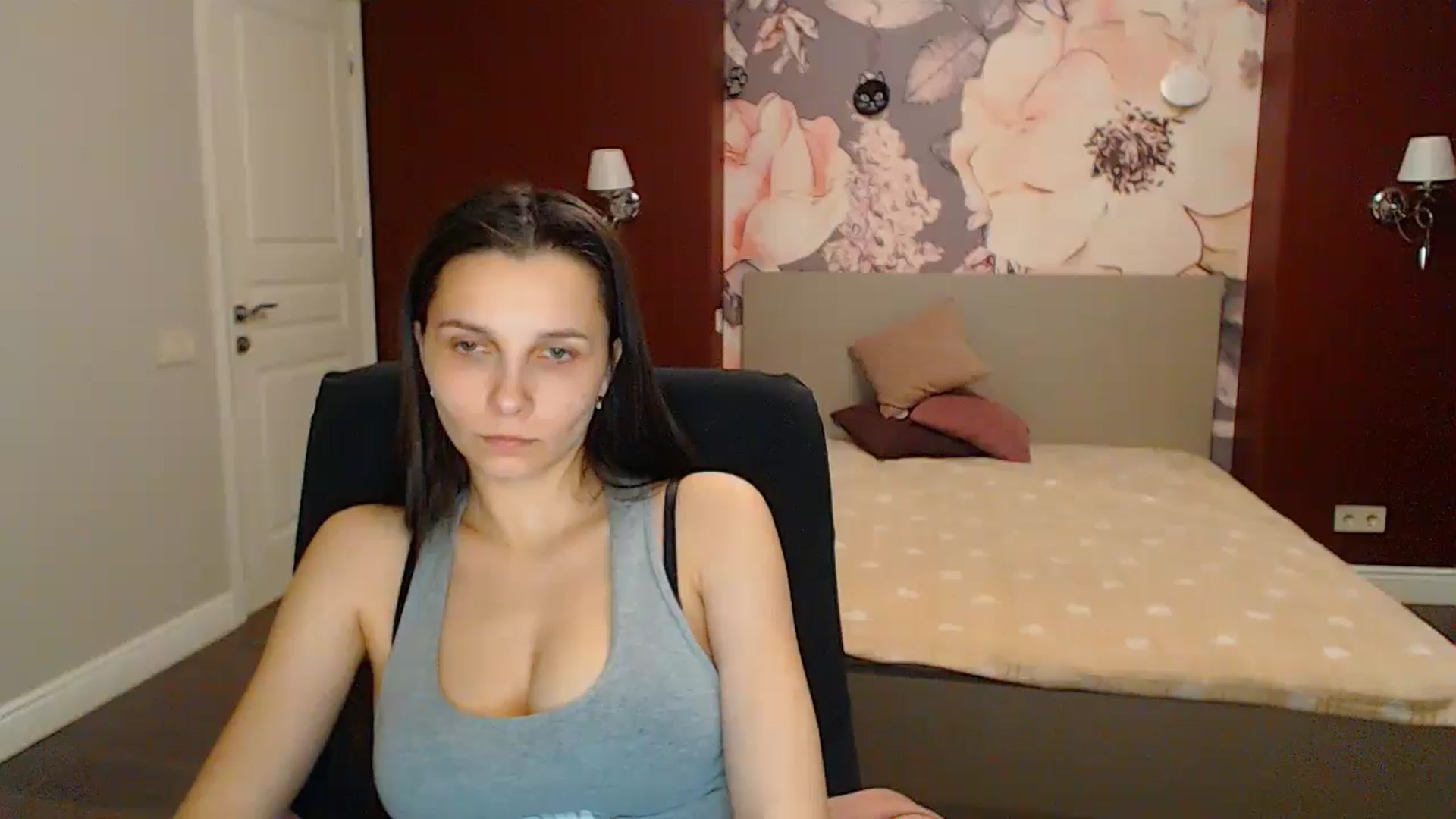 Gallery image thumbnail from Karina_Mils's myfreecams stream on, 04/20/2024, 15:51 image 11 of 20