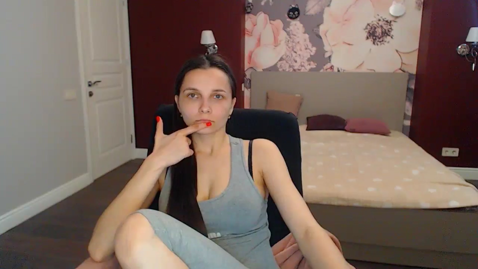 Gallery image thumbnail from Karina_Mils's myfreecams stream on, 05/03/2024, 13:42 image 20 of 20