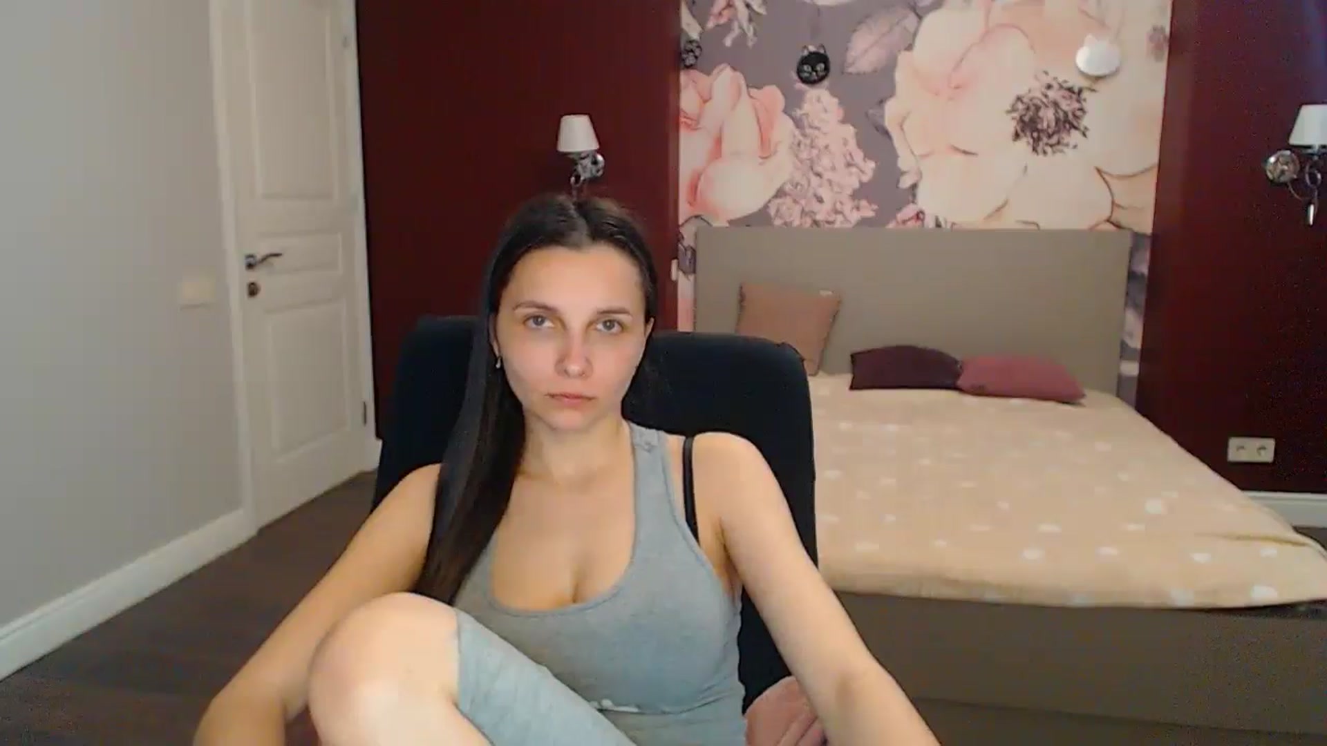 Gallery image thumbnail from Karina_Mils's myfreecams stream on, 05/03/2024, 14:28 image 20 of 20