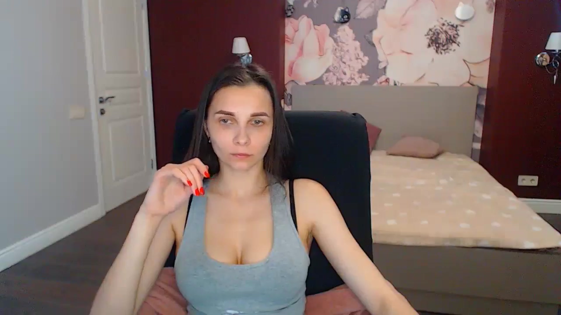 Gallery image thumbnail from Karina_Mils's myfreecams stream on, 05/23/2024, 11:02 image 4 of 20