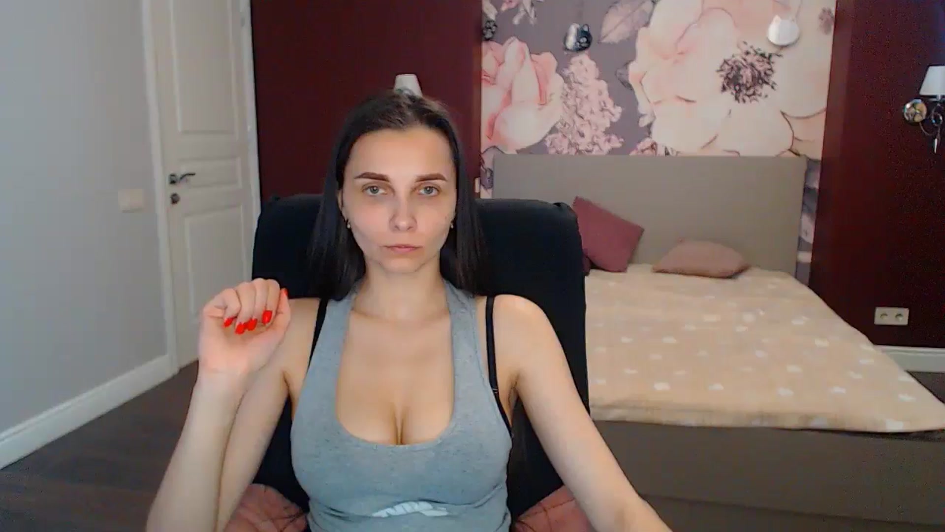 Gallery image thumbnail from Karina_Mils's myfreecams stream on, 05/23/2024, 11:19 image 6 of 20