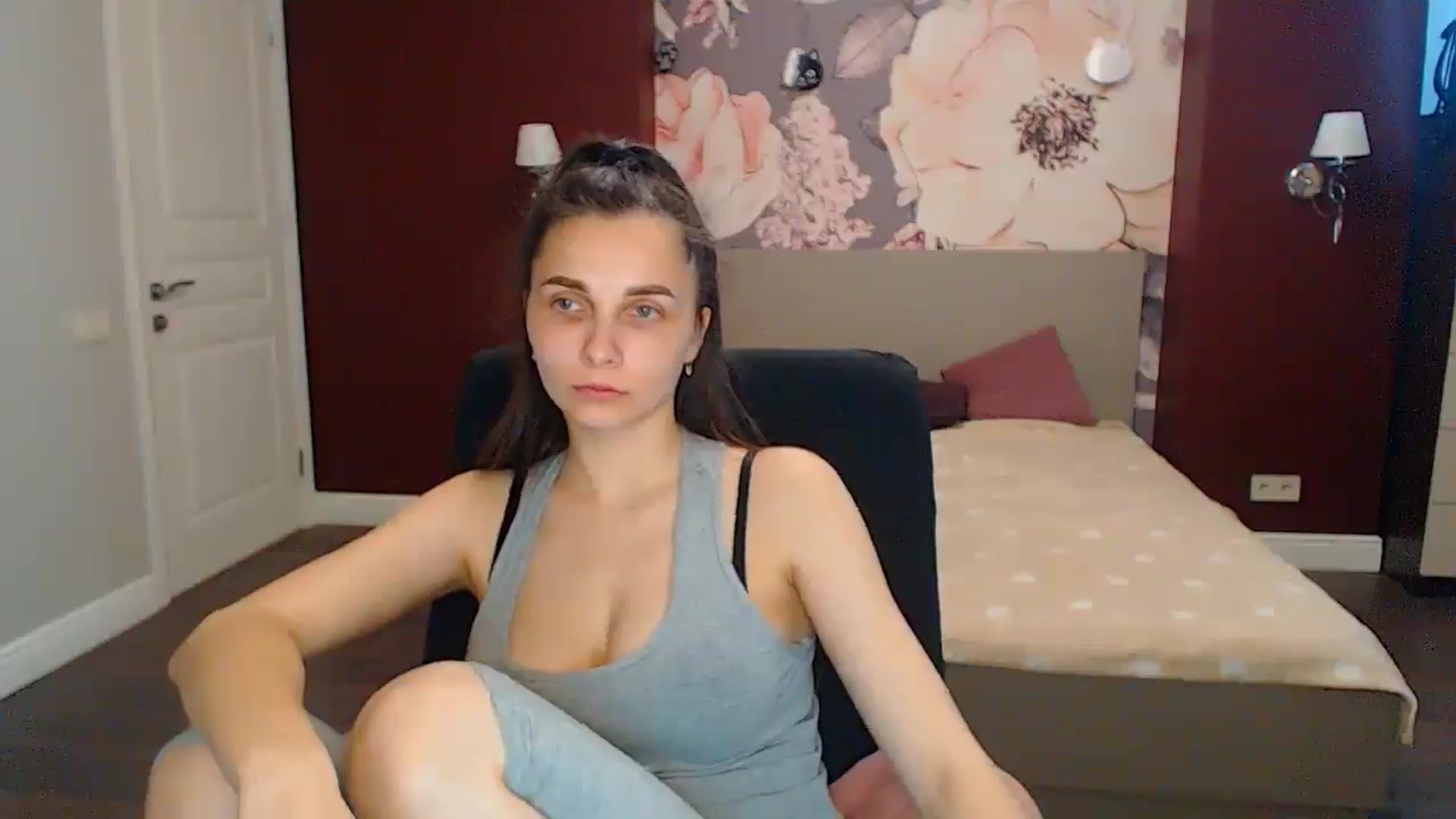 Gallery image thumbnail from Karina_Mils's myfreecams stream on, 05/27/2024, 11:10 image 13 of 20