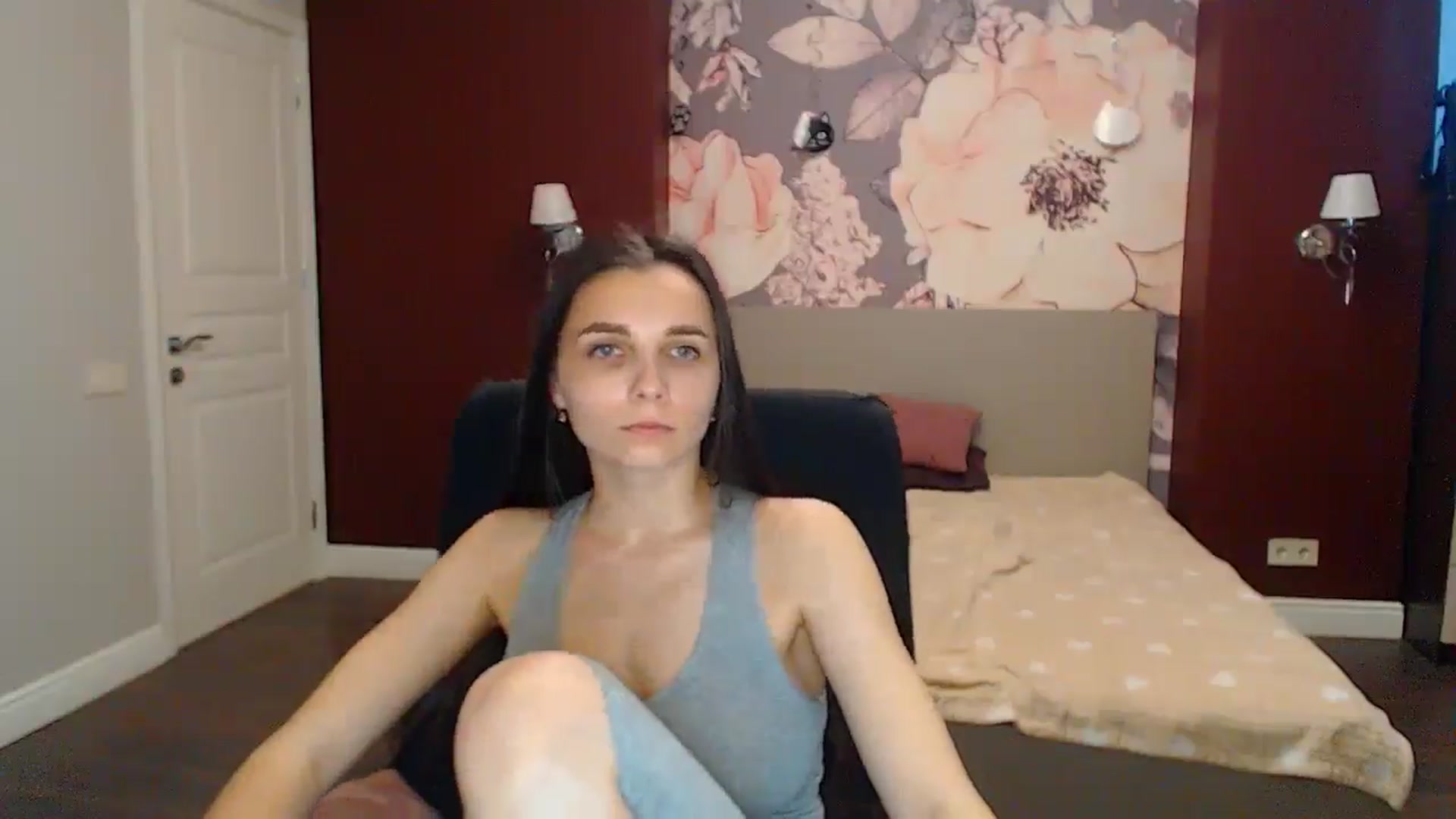 Gallery image thumbnail from Karina_Mils's myfreecams stream on, 05/30/2024, 11:37 image 14 of 20