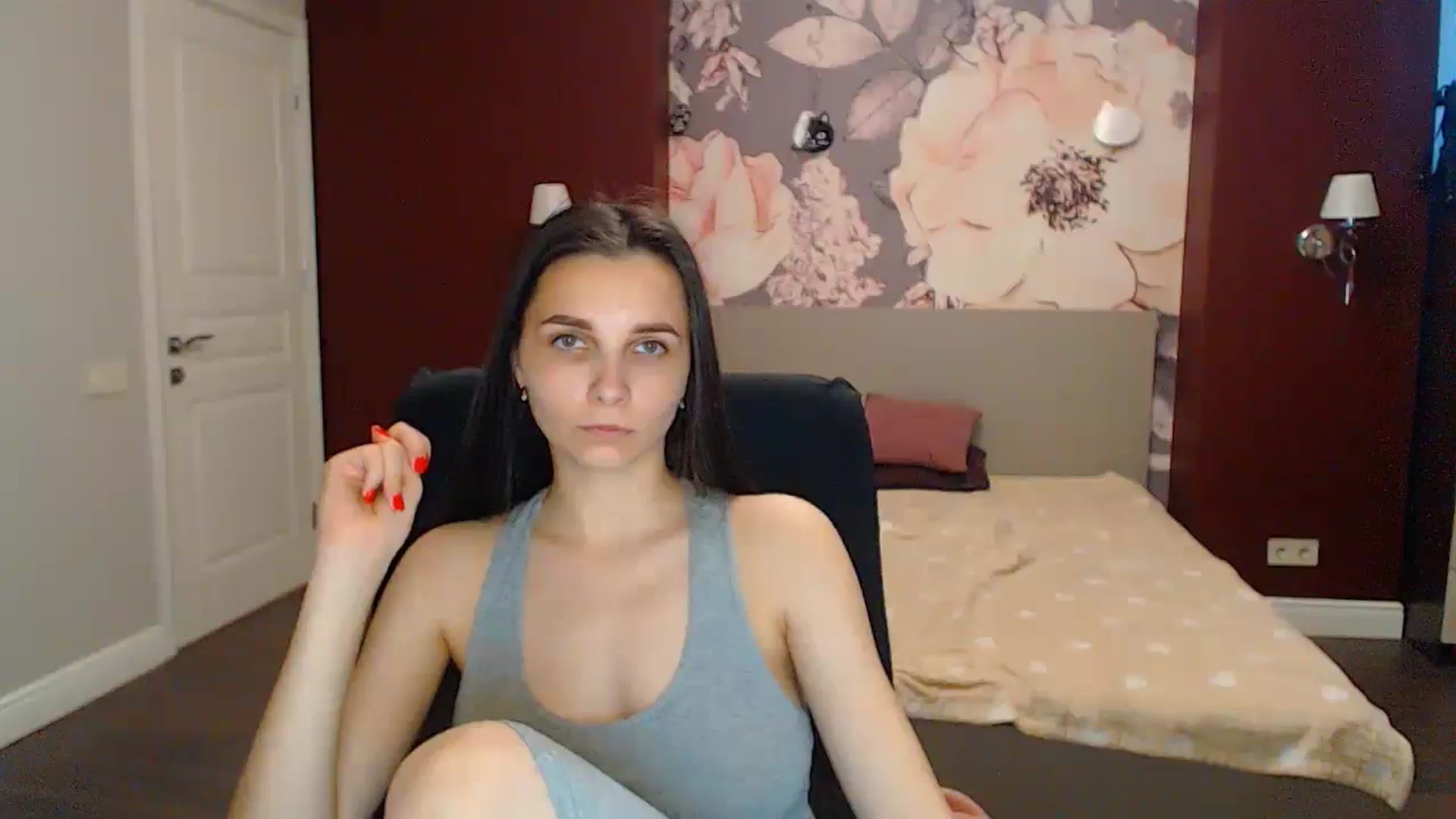 Gallery image thumbnail from Karina_Mils's myfreecams stream on, 05/30/2024, 11:37 image 8 of 20