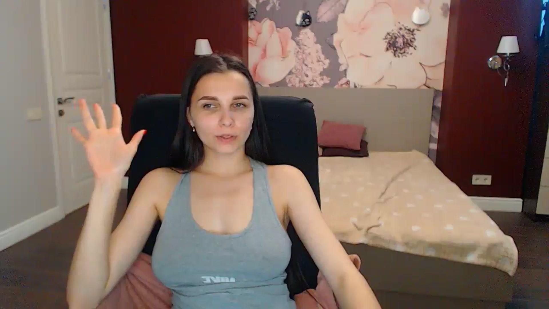 Gallery image thumbnail from Karina_Mils's myfreecams stream on, 05/30/2024, 12:17 image 17 of 20