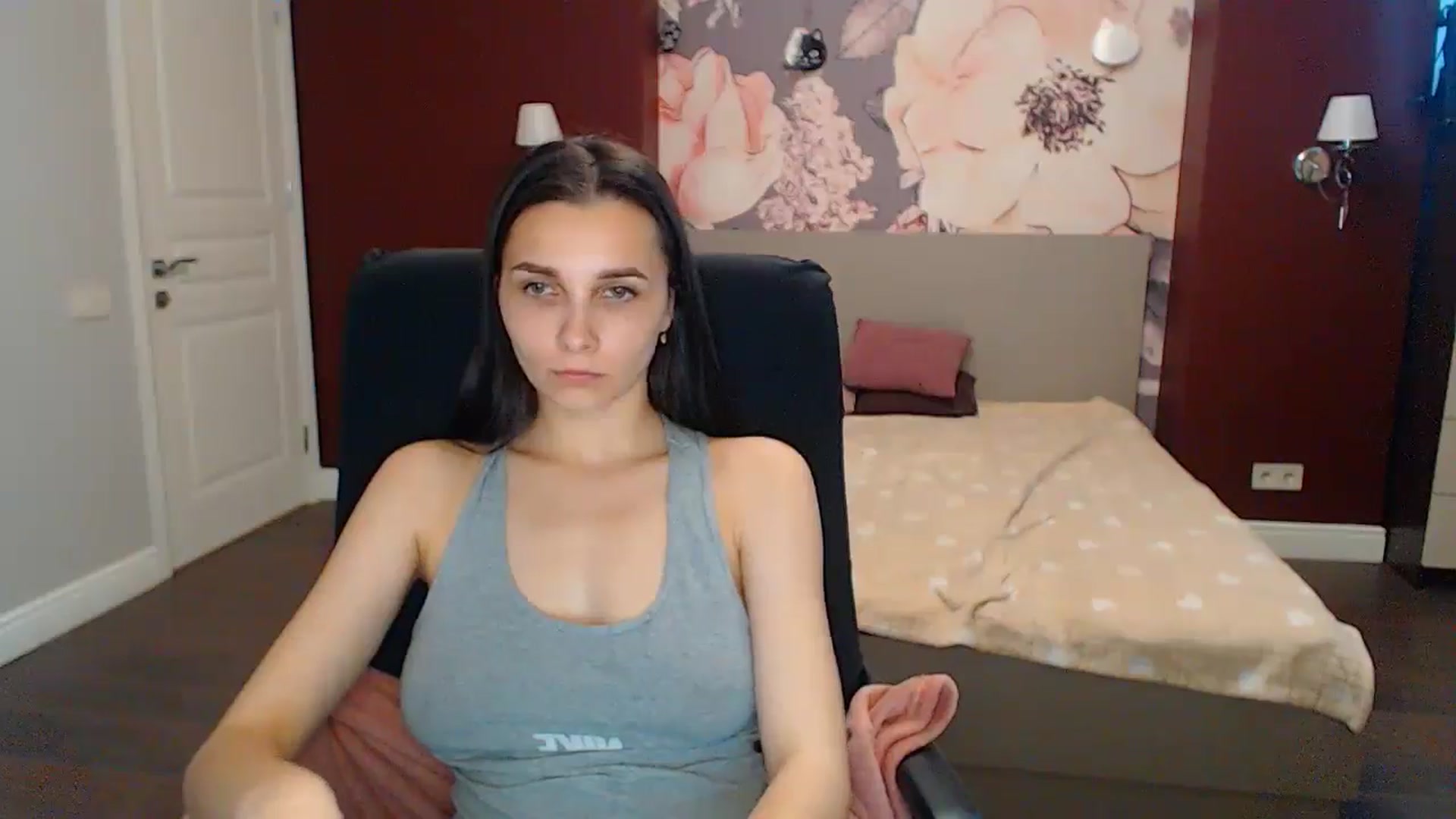 Gallery image thumbnail from Karina_Mils's myfreecams stream on, 05/30/2024, 12:17 image 15 of 20