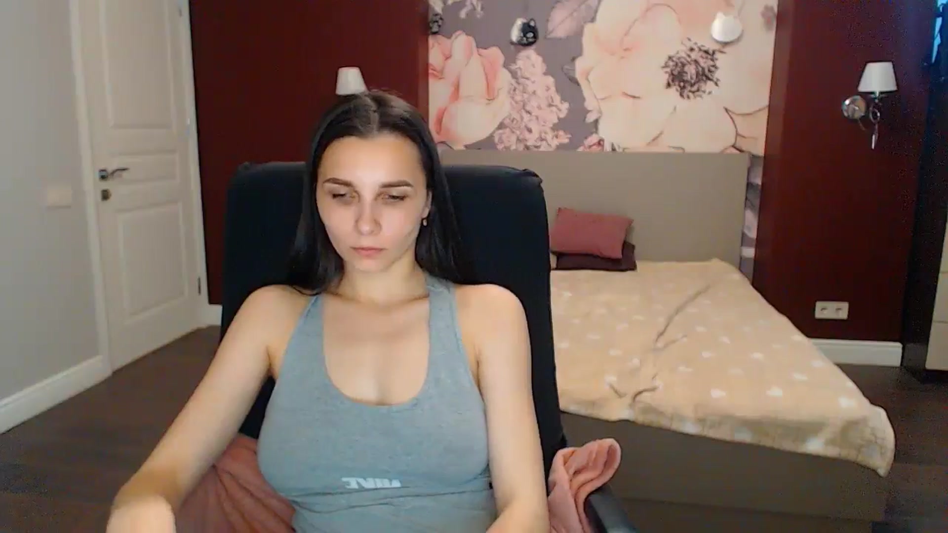 Gallery image thumbnail from Karina_Mils's myfreecams stream on, 05/30/2024, 12:17 image 20 of 20