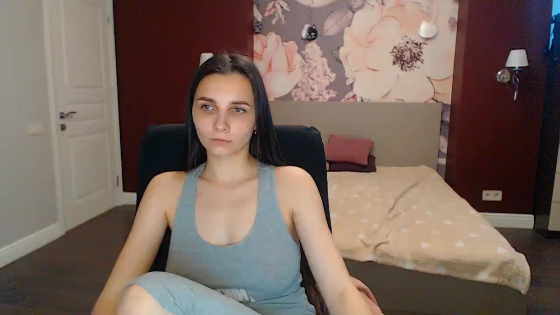 Gallery image thumbnail from Karina_Mils's myfreecams stream on, 05/30/2024, 12:17 image 8 of 20