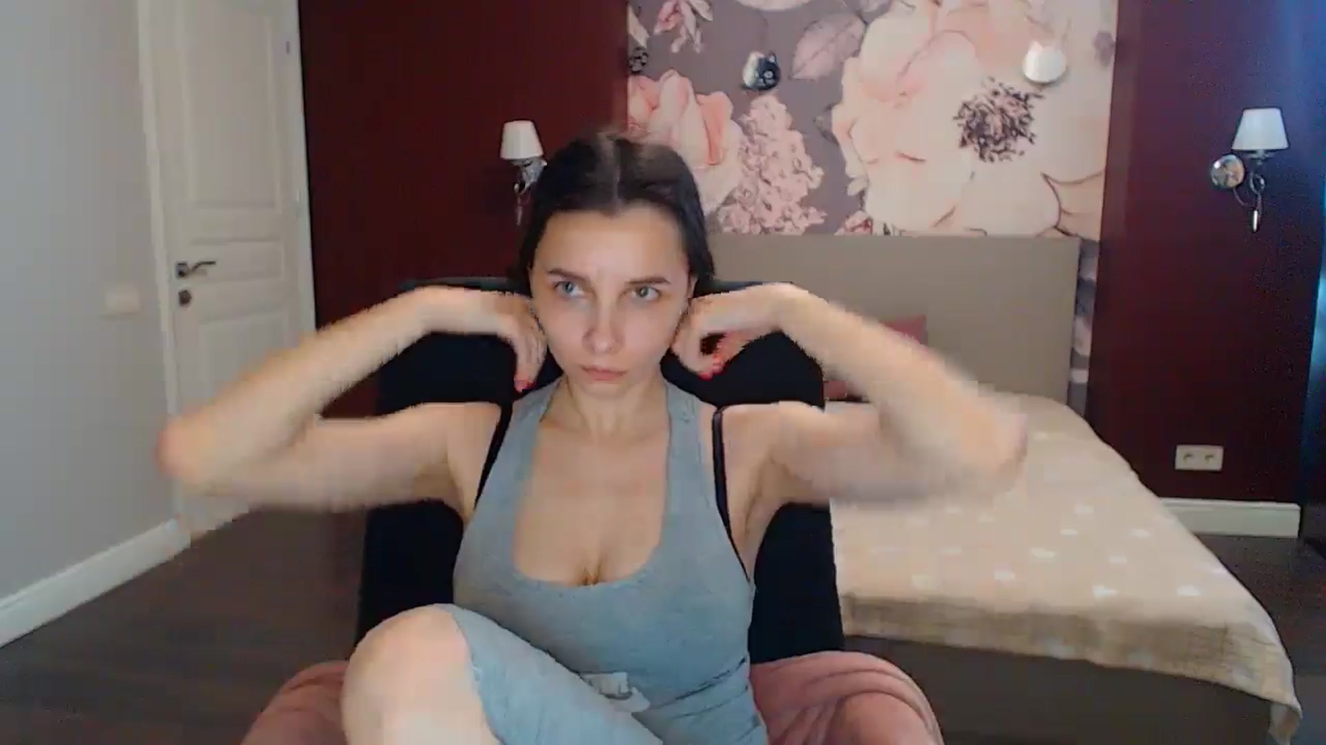 Gallery image thumbnail from Karina_Mils's myfreecams stream on, 05/31/2024, 12:40 image 15 of 20