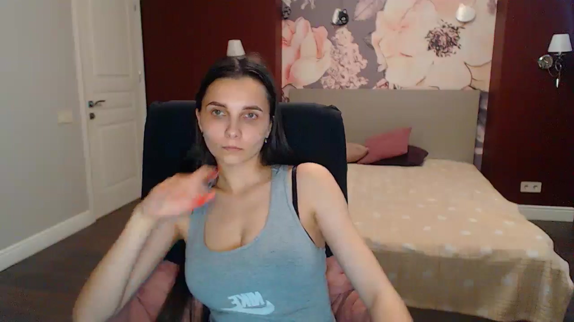 Gallery image thumbnail from Karina_Mils's myfreecams stream on, 05/31/2024, 16:14 image 7 of 20