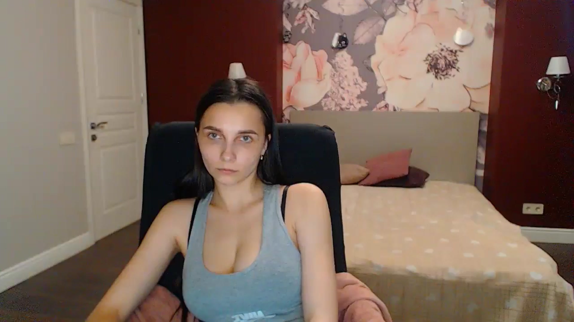Gallery image thumbnail from Karina_Mils's myfreecams stream on, 05/31/2024, 16:14 image 20 of 20