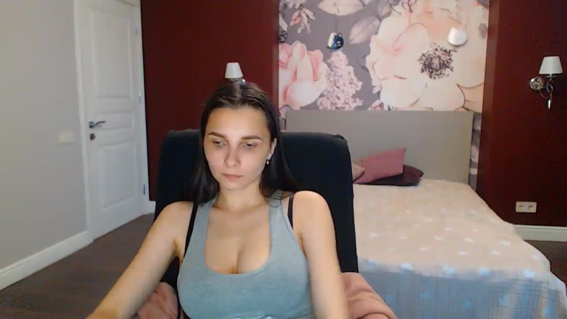 Gallery image thumbnail from Karina_Mils's myfreecams stream on, 05/31/2024, 17:26 image 5 of 20