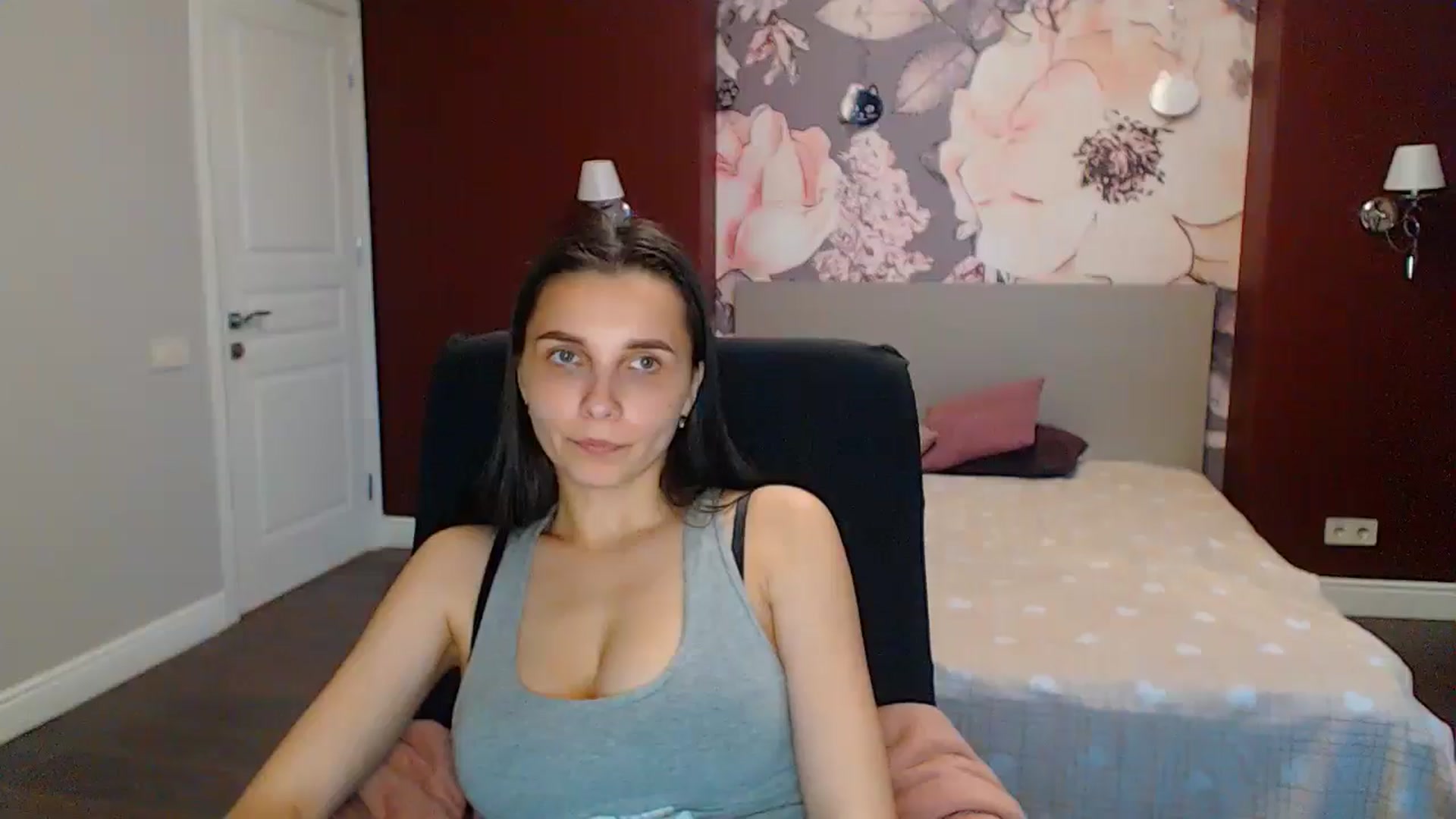 Gallery image thumbnail from Karina_Mils's myfreecams stream on, 05/31/2024, 17:26 image 11 of 20