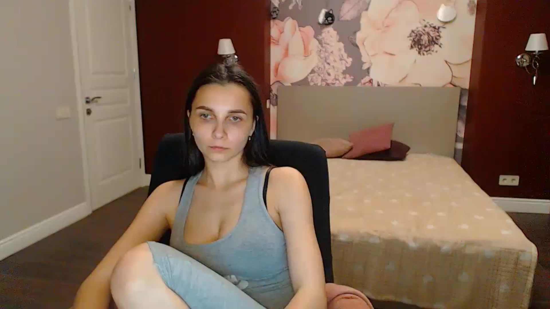 Gallery image thumbnail from Karina_Mils's myfreecams stream on, 05/31/2024, 19:07 image 1 of 20