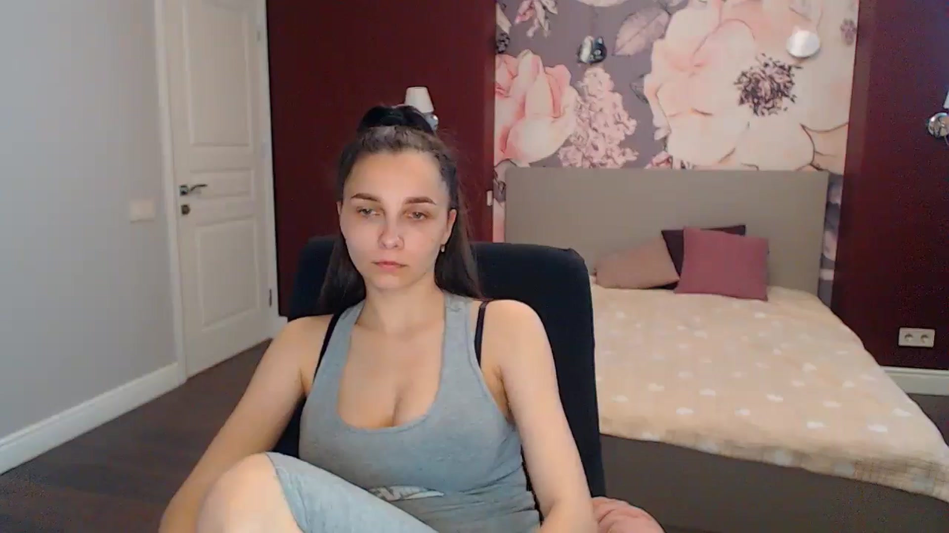 Gallery image thumbnail from Karina_Mils's myfreecams stream on, 06/02/2024, 13:59 image 5 of 20