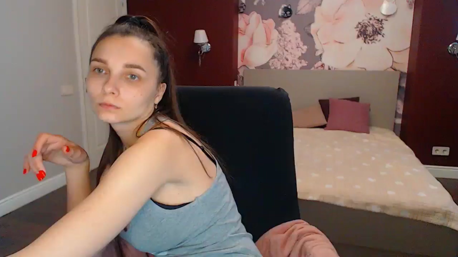 Gallery image thumbnail from Karina_Mils's myfreecams stream on, 06/02/2024, 13:59 image 1 of 20