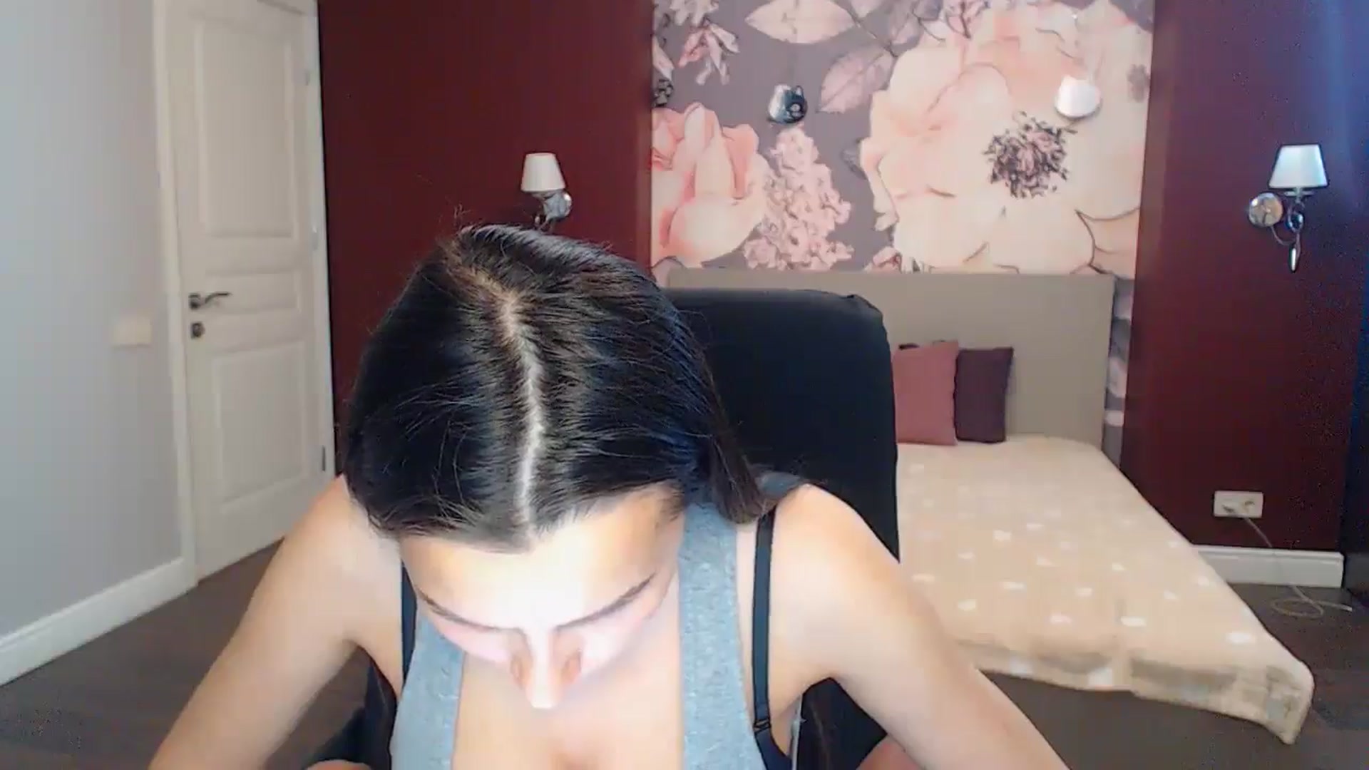 Gallery image thumbnail from Karina_Mils's myfreecams stream on, 06/06/2024, 11:23 image 19 of 20