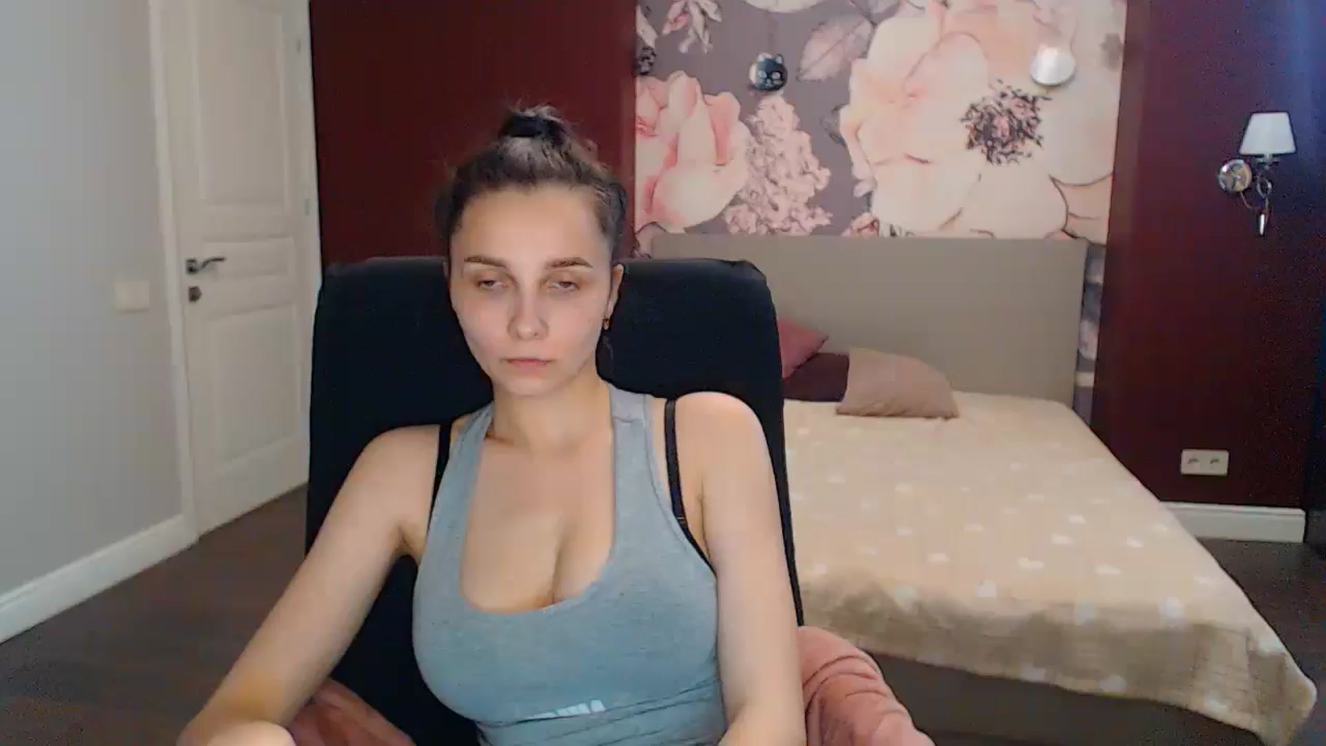 Gallery image thumbnail from Karina_Mils's myfreecams stream on, 06/08/2024, 13:22 image 20 of 20