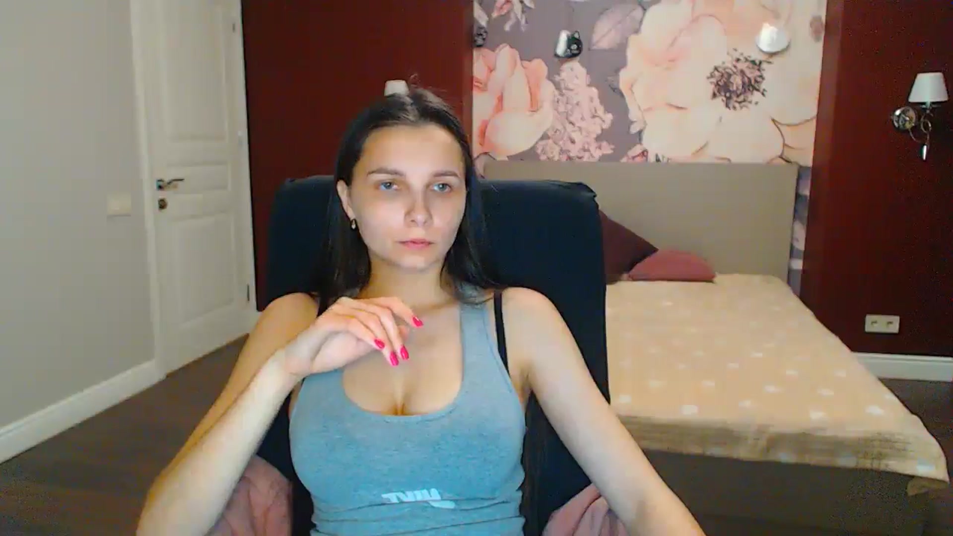 Gallery image thumbnail from Karina_Mils's myfreecams stream on, 06/13/2024, 11:32 image 19 of 20