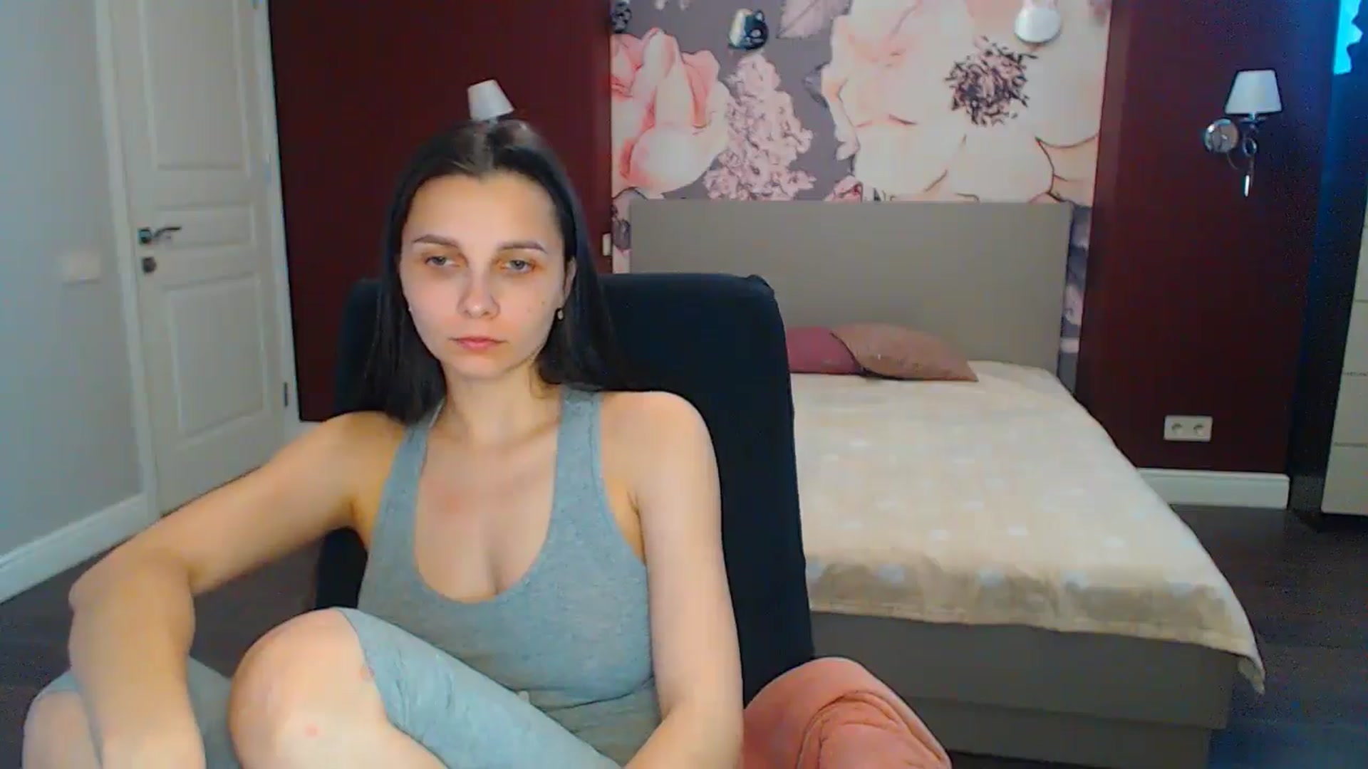 Gallery image thumbnail from Karina_Mils's myfreecams stream on, 06/20/2024, 11:14 image 10 of 20