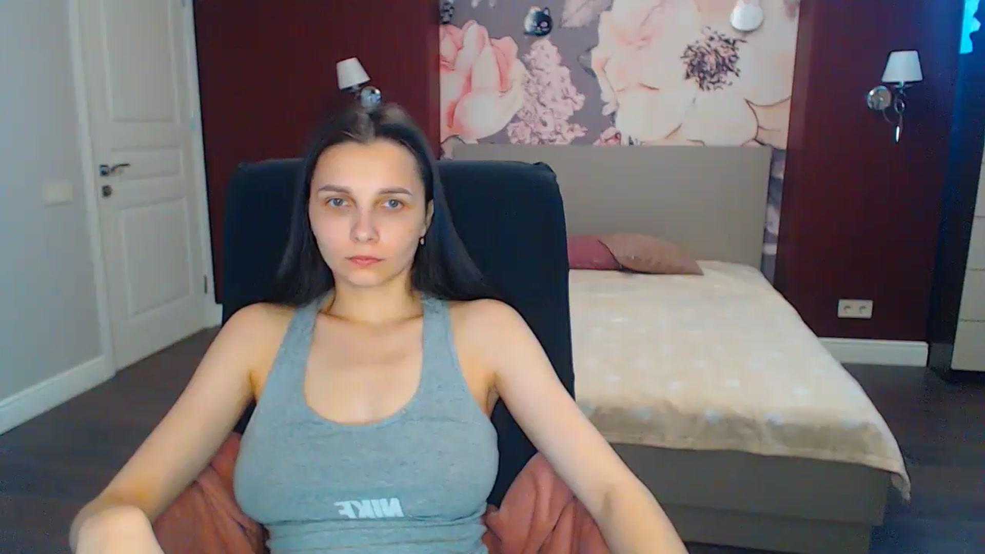 Gallery image thumbnail from Karina_Mils's myfreecams stream on, 06/20/2024, 11:14 image 5 of 20