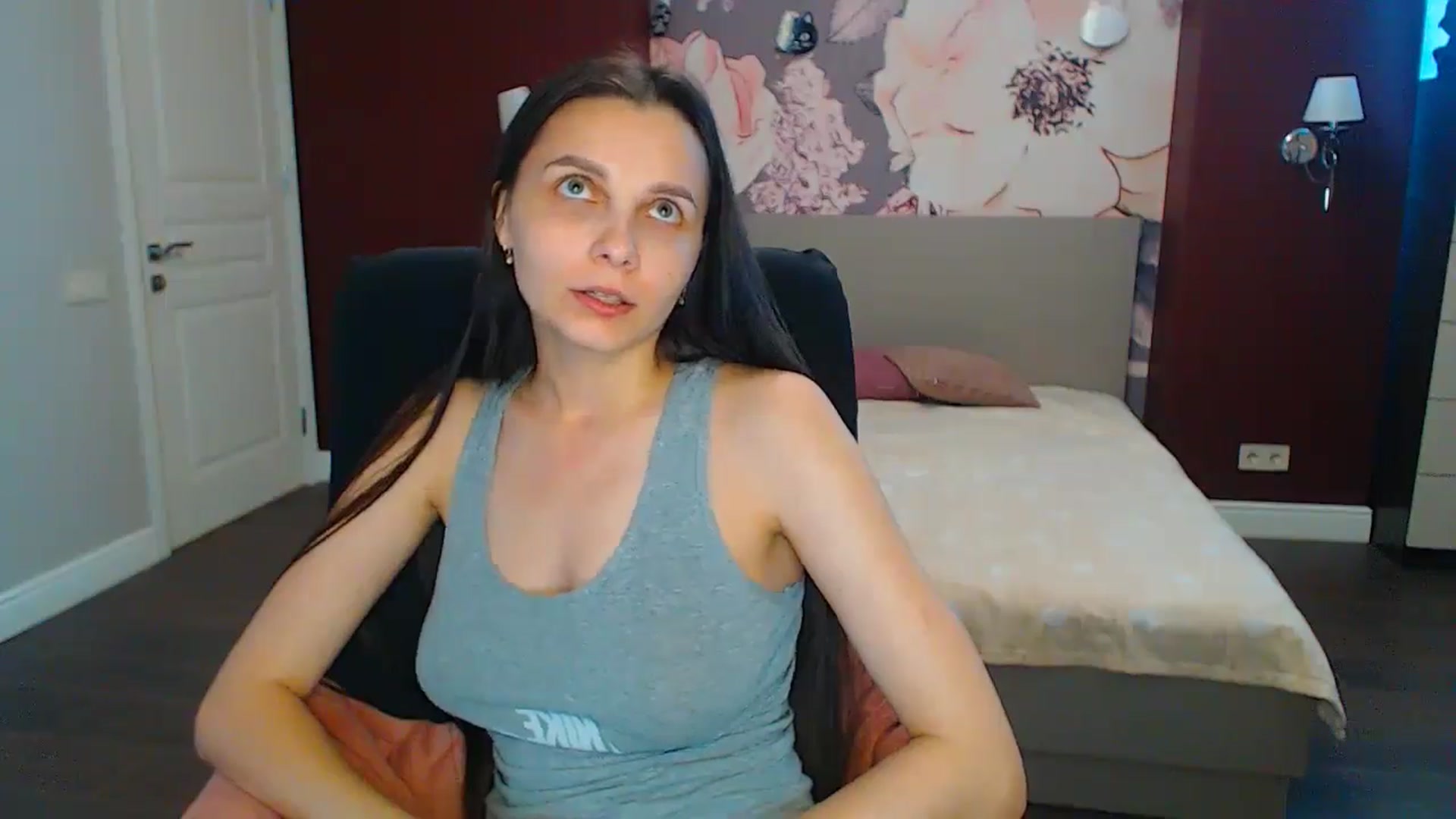 Gallery image thumbnail from Karina_Mils's myfreecams stream on, 06/20/2024, 11:14 image 19 of 20
