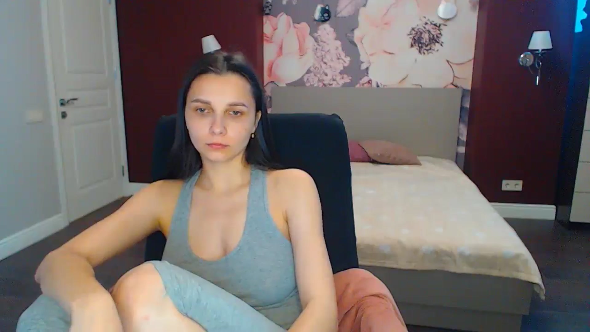 Gallery image thumbnail from Karina_Mils's myfreecams stream on, 06/20/2024, 11:14 image 3 of 20