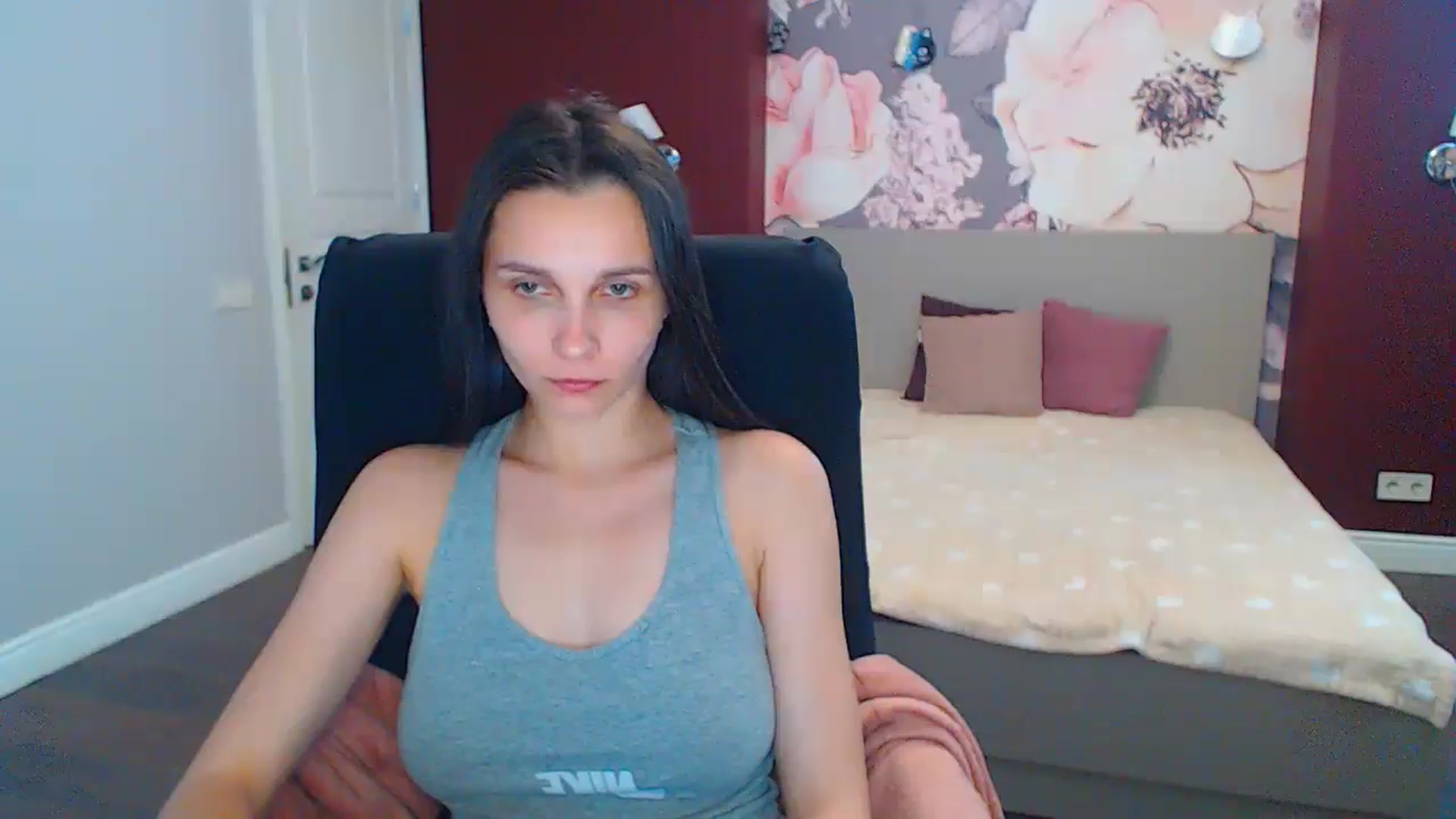 Gallery image thumbnail from Karina_Mils's myfreecams stream on, 06/27/2024, 12:01 image 20 of 20