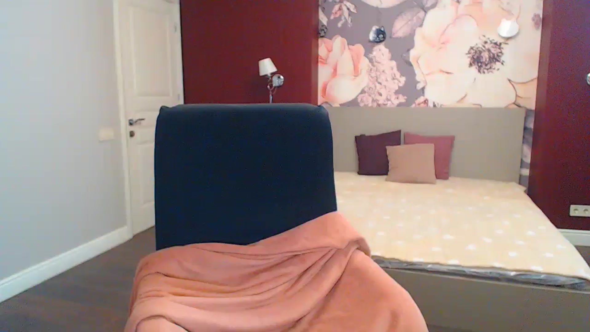 Gallery image thumbnail from Karina_Mils's myfreecams stream on, 06/29/2024, 13:23 image 20 of 20