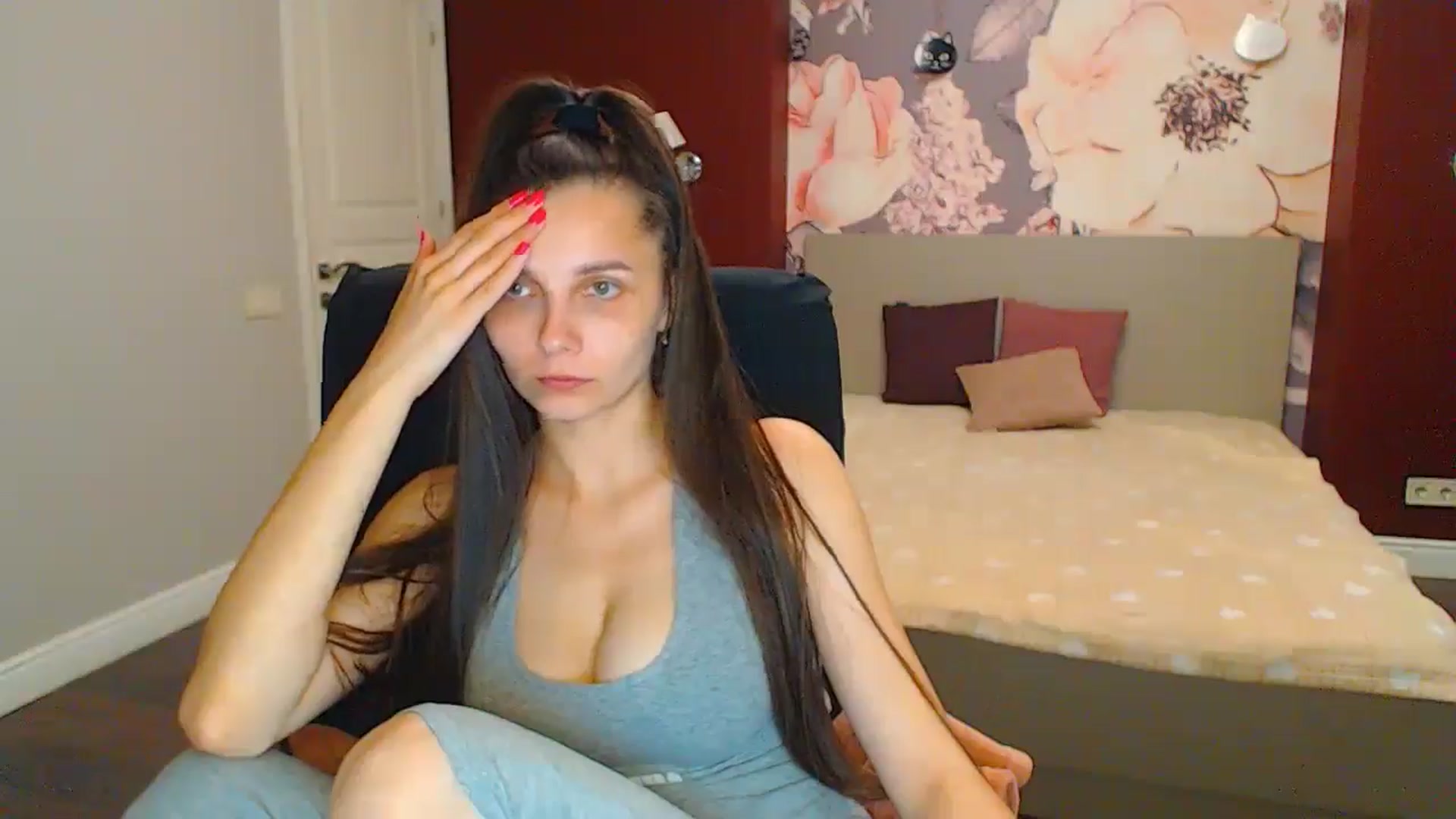 Gallery image thumbnail from Karina_Mils's myfreecams stream on, 06/29/2024, 16:52 image 11 of 20