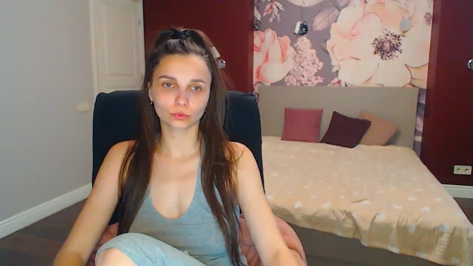 Gallery image thumbnail from Karina_Mils's myfreecams stream on, 07/01/2024, 06:44 image 4 of 20